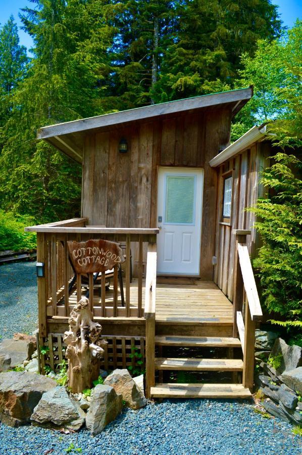 Wild Coast Wilderness Resort Port Renfrew Extérieur photo