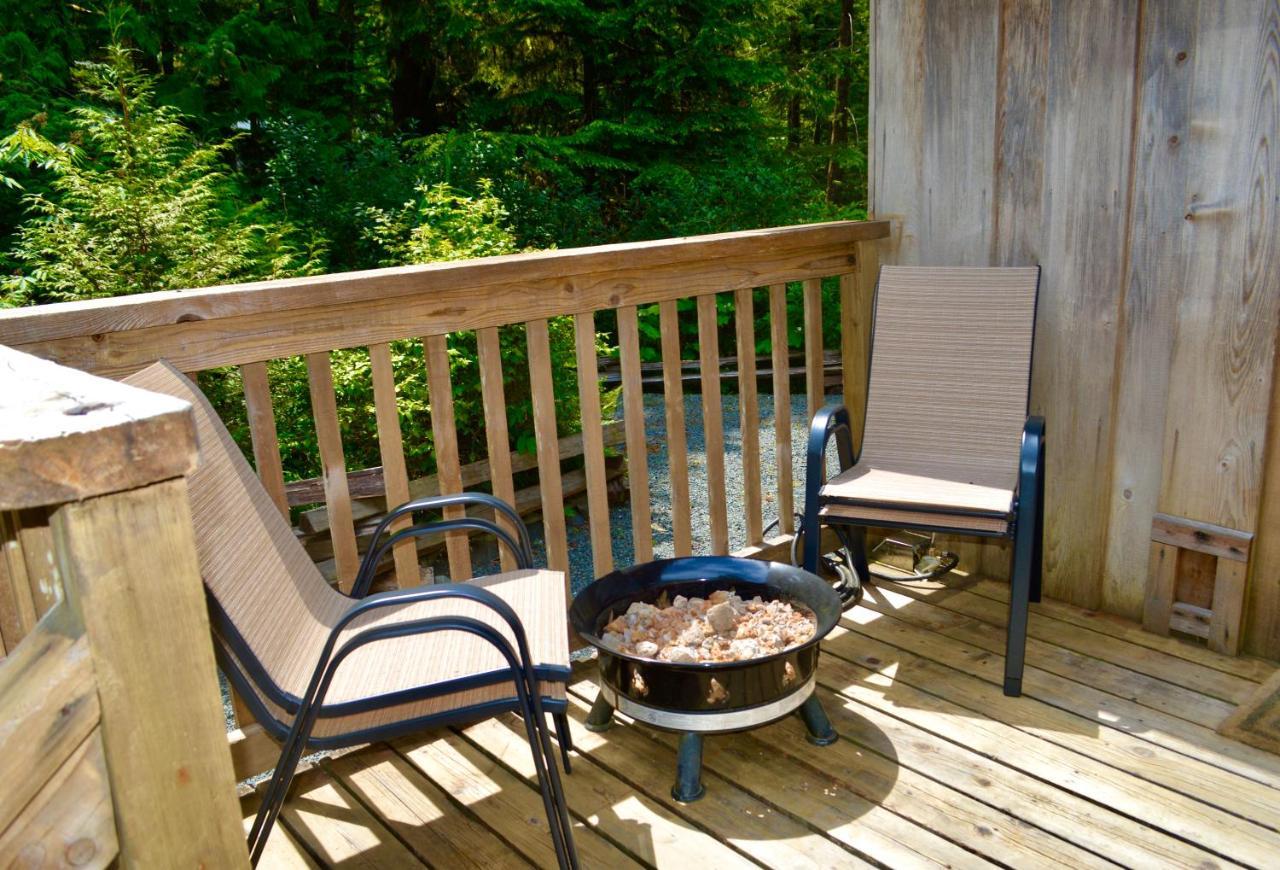 Wild Coast Wilderness Resort Port Renfrew Extérieur photo