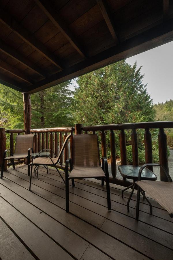 Wild Coast Wilderness Resort Port Renfrew Extérieur photo