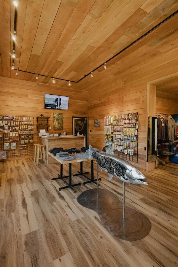 Wild Coast Wilderness Resort Port Renfrew Extérieur photo
