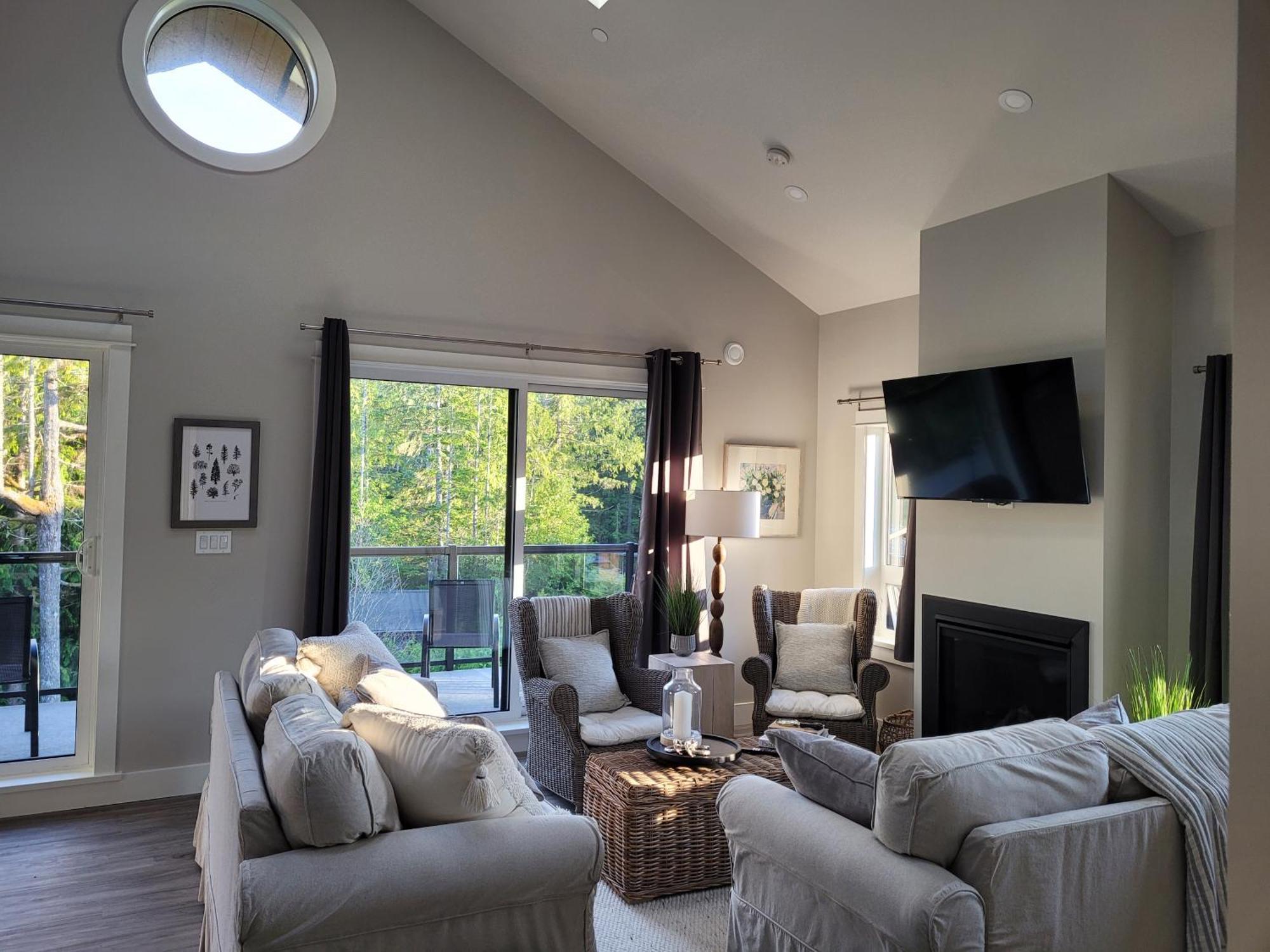 Wild Coast Wilderness Resort Port Renfrew Extérieur photo