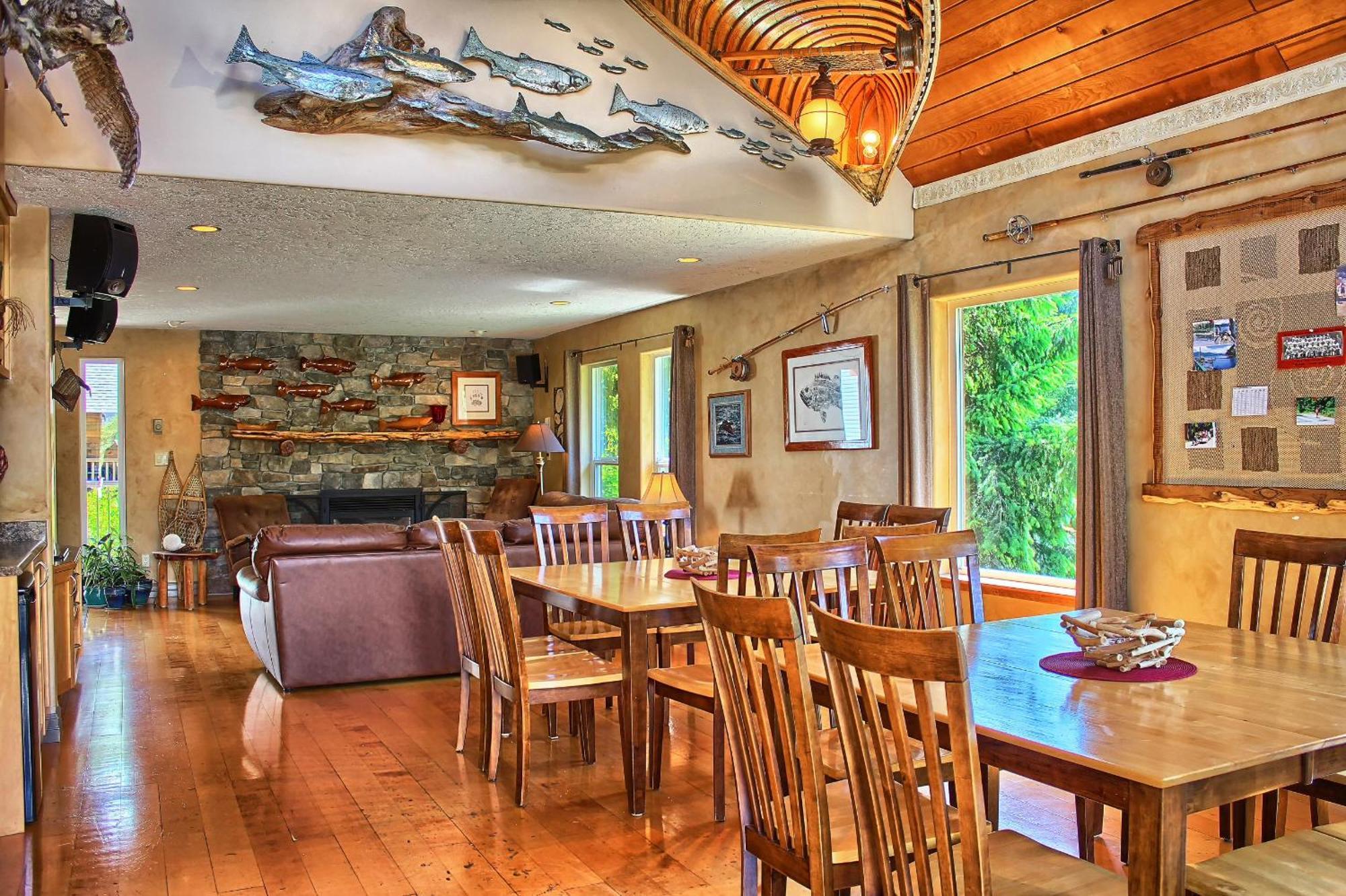 Wild Coast Wilderness Resort Port Renfrew Extérieur photo